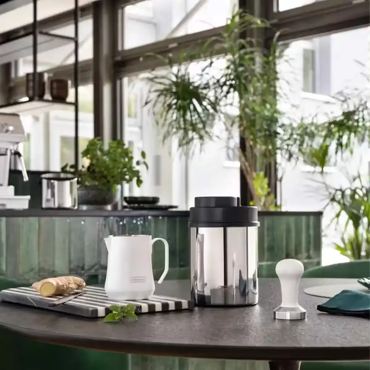 Вакуумна кутия за кафе - DeLonghi